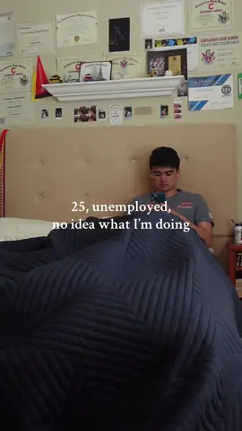 Figuring life out as an unemployed 25 year old. Day in the life #unemployed #Vlog #Lifestyle #lifestylevlog #20s #cinematicvlog #figuringitout #dayinthelife #selfimprovement 