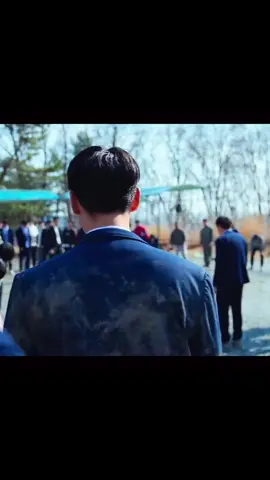 La llegada de sieun a la pelea #paratii #weakheroclass2 #baekjin #sieun 