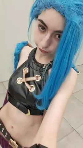 hey so i rlly like this vid #jinx #jinxarcane #arcane #jinxcosplay #arcanecosplay #cosplay #powder #cosplayer #comiccon #eecc #fy #fyp #mybelovedazai #ivantilllvr #eecc 