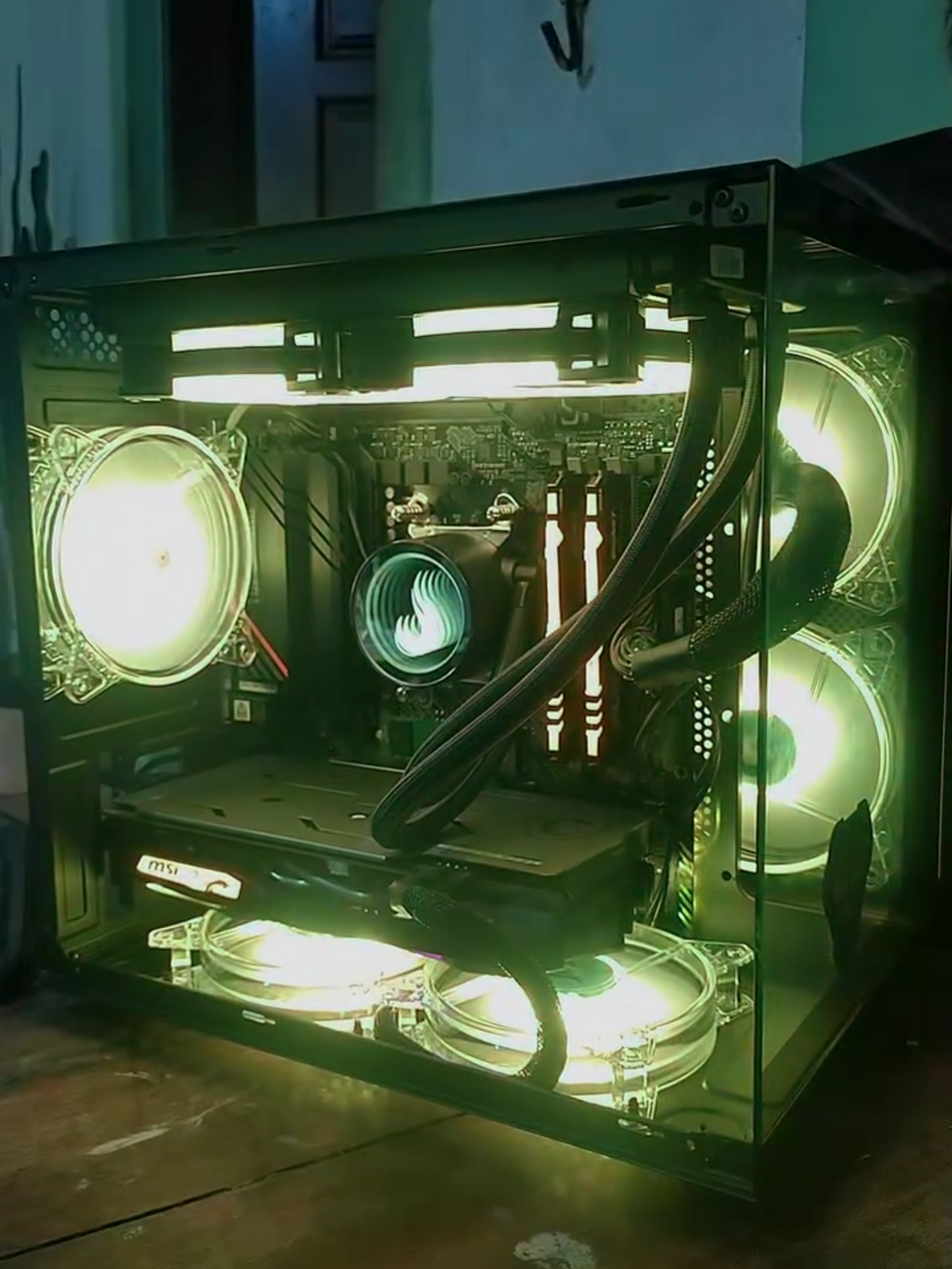 Gabinete Gamer C3Tech Gaming Aquarius MT-G810BK #shorts #pcgamer #c3tech #gabineteaquario