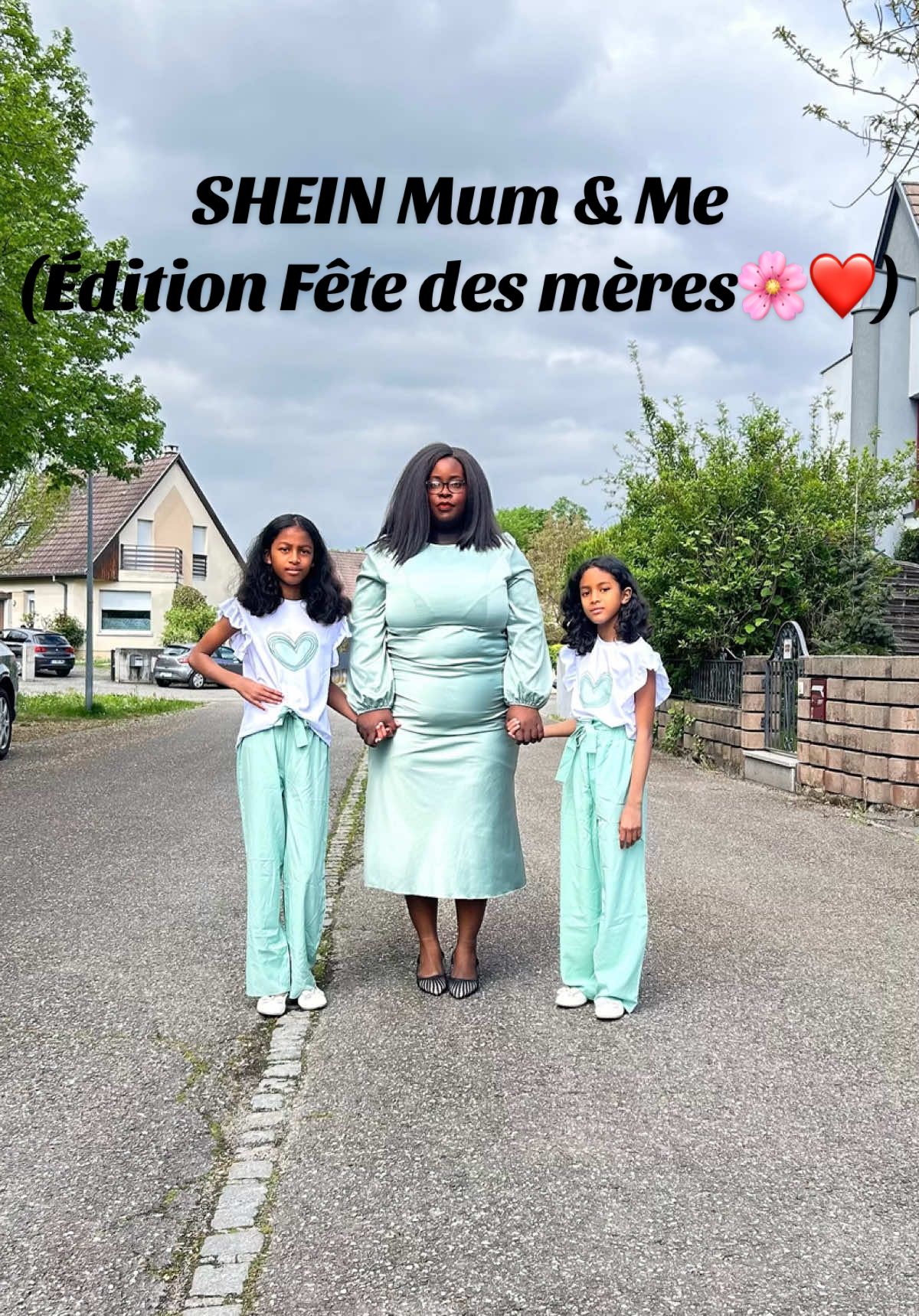 La fête des mères approche,profitez avec vos filles😊❤️🌸 Life's a Runway Walk It Together. 🔍 Cherchez 5XMNZ pour shopper ma sélection d'articles les plus trendy sur SHEIN 🔥 #SHEINCurve #saveinstyle #MomAndMe  #SHEINforAll  Utilisez le code: MAMIni pour bénéficier de réductions ! @SHEIN @SHEINUS 