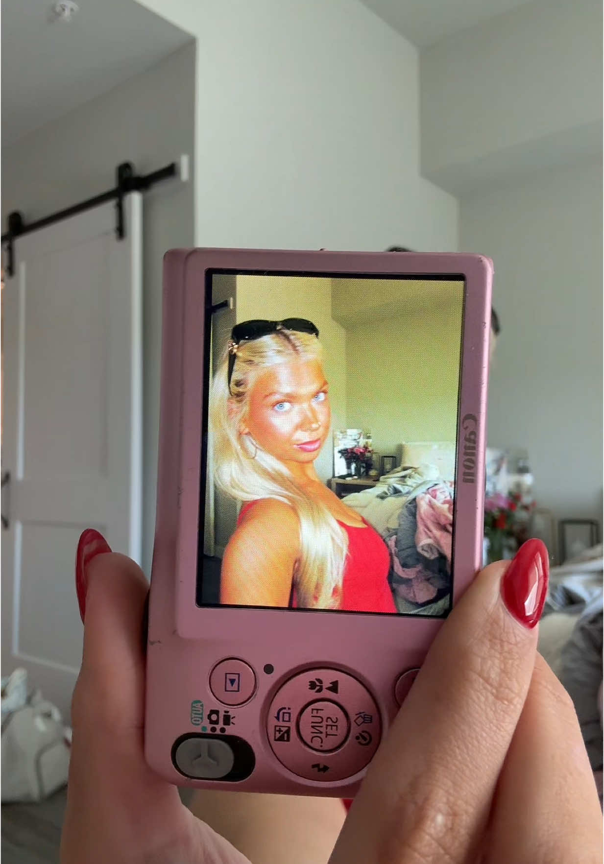 A digital camera is gonna do it for me everyyyy time 
