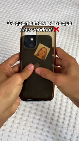 Cette coque digitale est indispensable pour ton iPhone 🤩😍#coquespersonnalisées #coquespeintesàlamain #coquespersonnalisées #cadeauxcouple #phonecase J'ai adoré cet étui pour téléphone portable numérique que Régalo de parejas a offert à mon amie