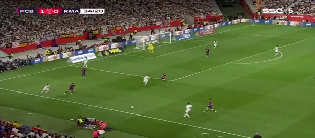 هدف بلنجهام الملغا بغايه التسلل#برشلونه_عشق_لا_ينتهي #الثلاثي_المرح #كاس_العالم_2022 #دوري_ابطال_اوروبا #ريال_مدريد_عشق_لا_ينتهي #ريال_مدريد #ريال_مدريد 