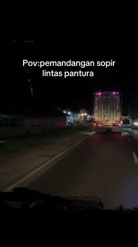 Untung iman Ku kuat cah cah 🤣 #jablay #fyp #masukberanda #fypage #masukberanda #drivermudapunyacerita #pemburuhayambodas🤙🤙 #supirtrukindonesia #subang #subang24jam 