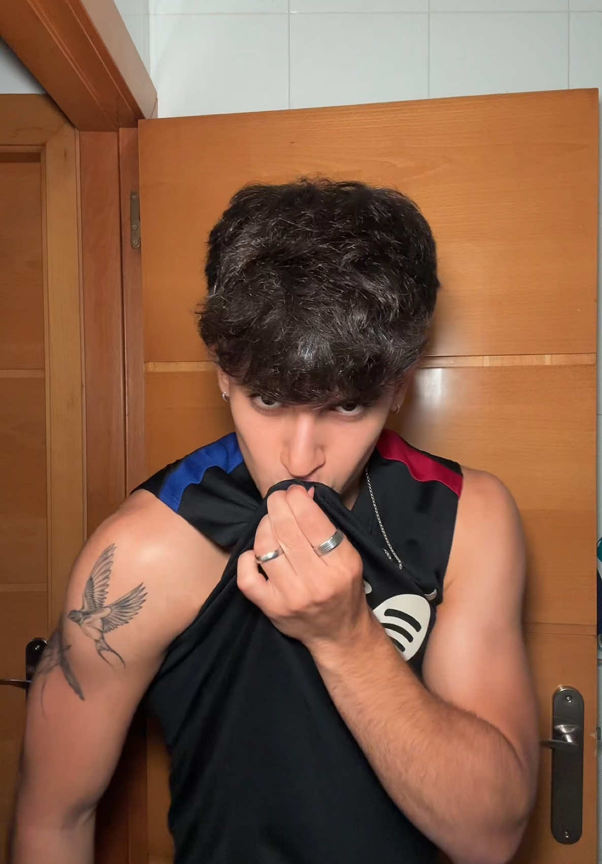 beso al escudo más bonito que existe 