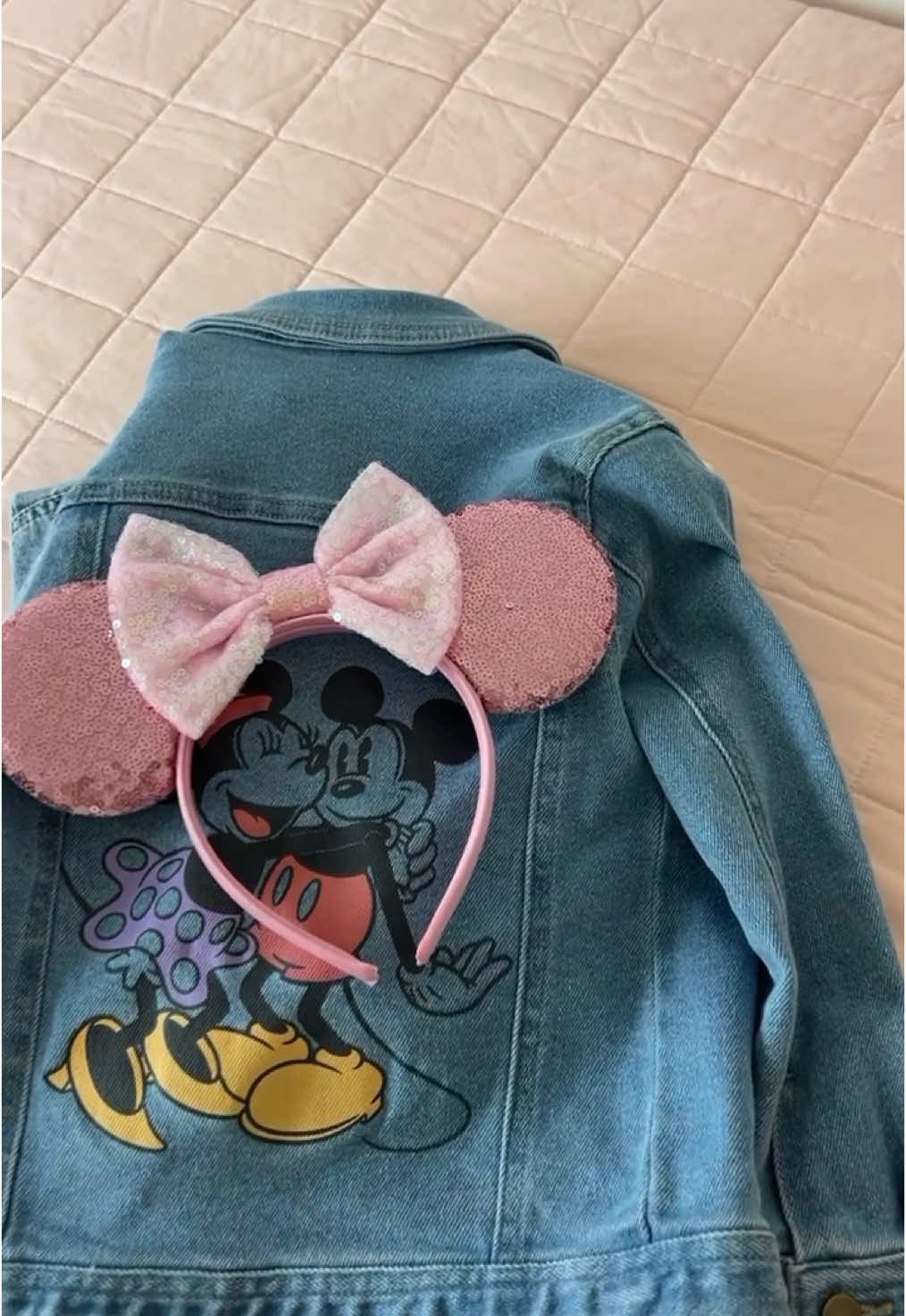 Maddy’s Disney on Ice ootd  #disneyonice #disneyoniceoutfitideas #disneytoddleroutfits #disneyonice2025 #disneyears #toddlerfashion 
