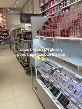 #contenido #paratiiiiiiiiiiiiiiiiiiiiiiiiiiiiiii #besos #kiss #novios #gloss #paratiiiiiiiiiiiiiiiiiiiiiiiiiiiiiii unos besos o que precioso ?🤫