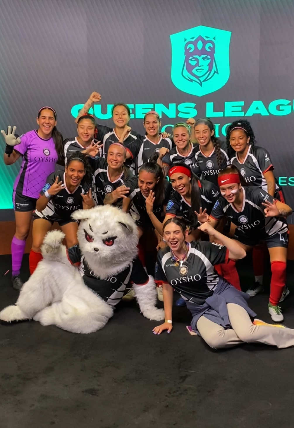 Así fue nuestra victoria en la Jornada 10 de la @queensleagueamericas ante Las Santas 🔥  ¡VAMOS PERSAS! 🔴⚪️ #deportesentiktok #TikTokDeportes #queensleague #persas #queensleagueoysho #persaslasmas #mexico🇲🇽 #peru🇵🇪 