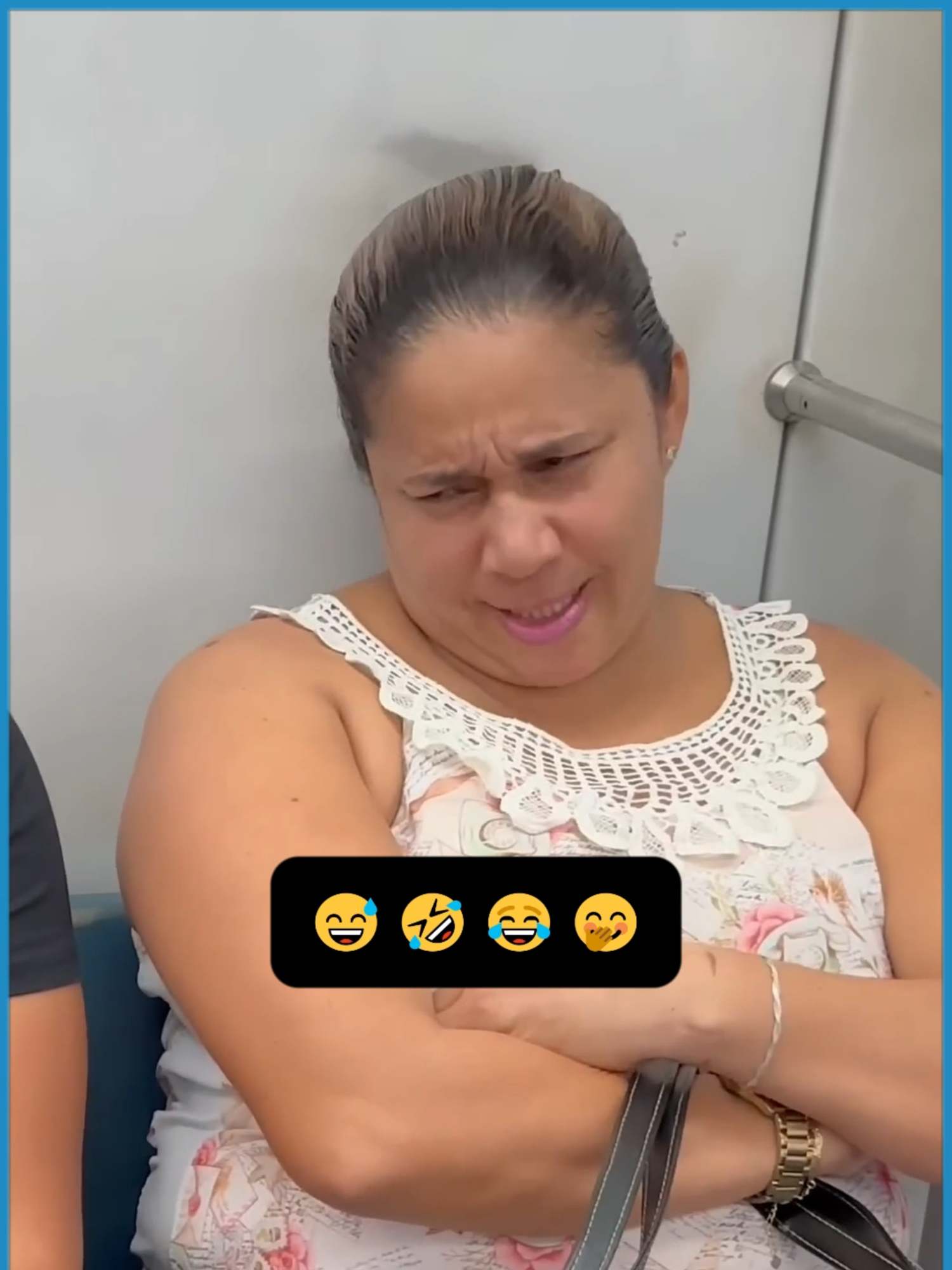 #prank #funnyy #humor #funnyvideos😂 #scareprank #scarecam #baby #jumoscare #funnyfail #train #fail #trainprank #foryou #funny