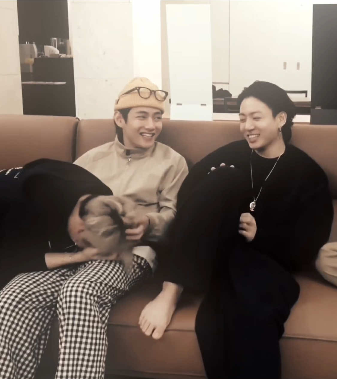 #VMINKOOK | oh the things I’d do to bring my old trio back together dude ☹️ | #kpop #fyp #bts #jimin #taehyung #jungkook #soft #edit #ventedit #comfort 