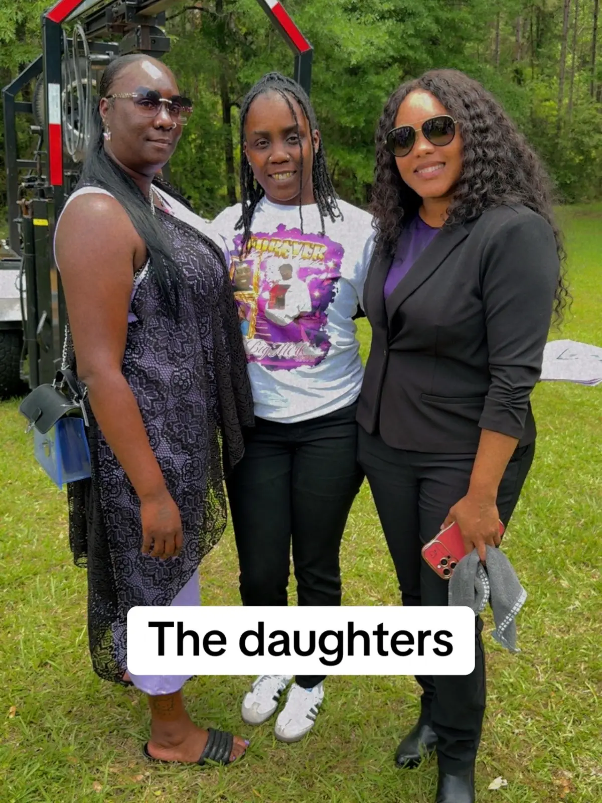 The daughters of three sisters! My first cousins and I 💜 #family #relatable 