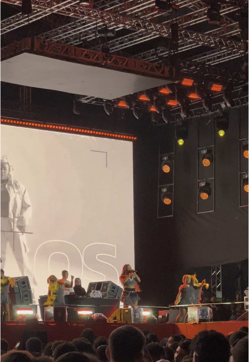 alguem trás o prêmio dele #gigantes #mcluanna 