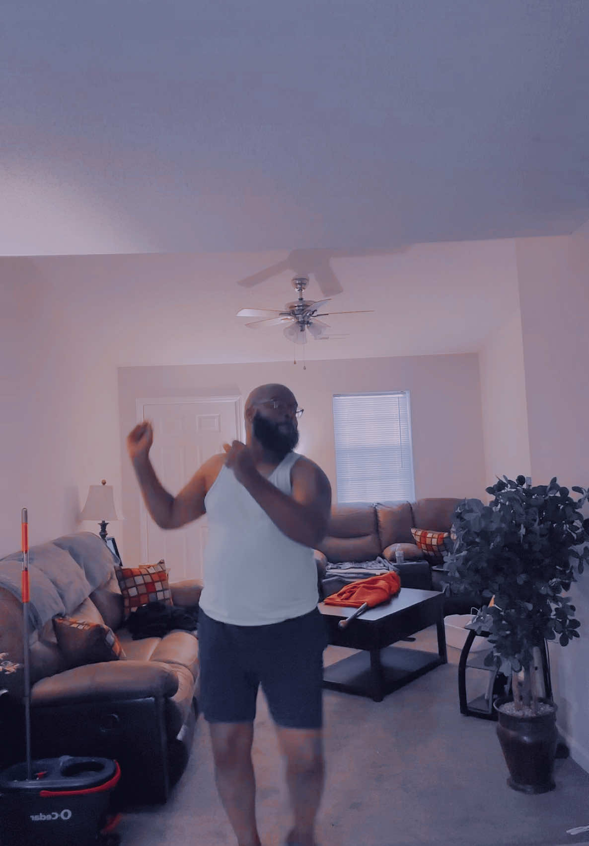 I think I got it now! #linedance #trailride #badboy #havingaparty #luthervandross #dancechallenge #dance #dancetok #fyp #explorepage #contentcreator #goviral 