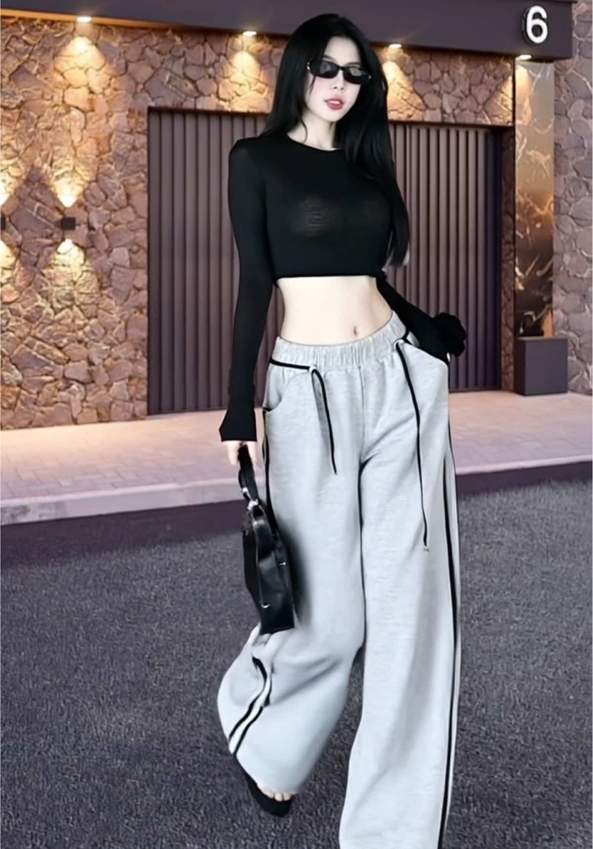 RAYLIN /Quần nỉ ép hàn ,quần ống rộng có viền, túi sườn cho nữ - Women, Ong #trending #xuhuongtiktok #tiktokshop #sanphamxuhuong #xh #thinhhanh #thoitrang #thoitrangnu #tiepthilienket #hottrend #donuxinh #donu #thoitrangtiktok #quanni #quanniongsuong #quanninu #quanongrong 