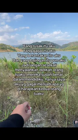 Tidak ada yg salah orang tuaku dalam mendidiku, semua orang tua pasti mau yg terbaik, sialnya aku menghancurkannya #wonogiri24jam #fyp #masukberandafyp #fypageシ #masukberanda 