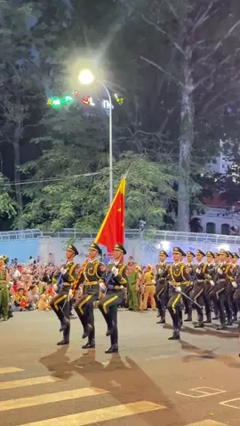 Trung quốc Duyệt Binh #30thang4 