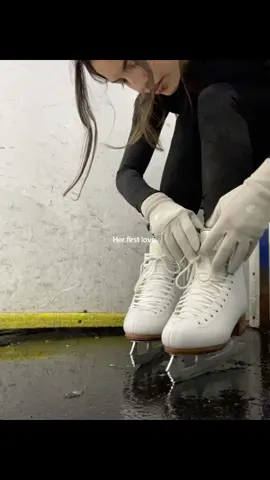 Figure skating is such a beautiful sport #figureskating #IceSkating #iceprincess #career #dreamjob #trending #sport #olympics #foryoupage #relatable 