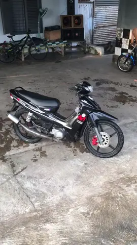 #fypppppppppppp #irenggank #bebekgoreng2tak #twostroke #fizrnusantara #2strokegank #fizrgank #twostrokeindonesia #fizrindonesia #2stroke #carkecorcarkecor🤙 #galaubrutal 