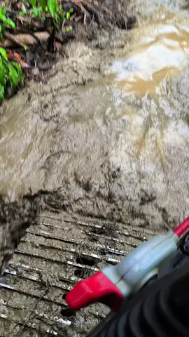 licin licin enak 😂 #excavator #operator_excavator #operator #komatsu #fyppppppppppppppppppppppp #fyp 