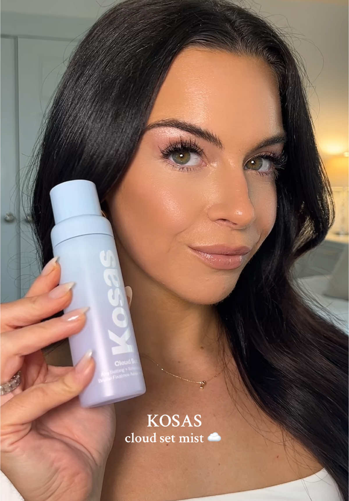this actually brought life back to my skin ☁️ @Kosas cloud set mist  #viralmakeup #settingmist #facialmist #kosas #makeup 