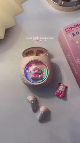cutest earbuds💗😭 #fyp #earbuds #earbudswireless #earbudsviral #earbudsbluetooth #wirelessearphone #wirelessbluetooth #bluetooth #bluetoothearphone #bluetoothearbuds #airpods #earphones #trending 