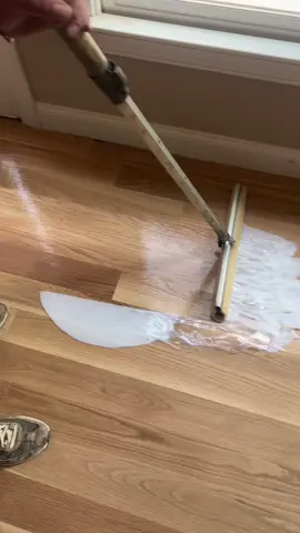 #stainfloors #supremehardwoodflooring #parati #floorcoating #bonatraffic #parati #inteseseal 