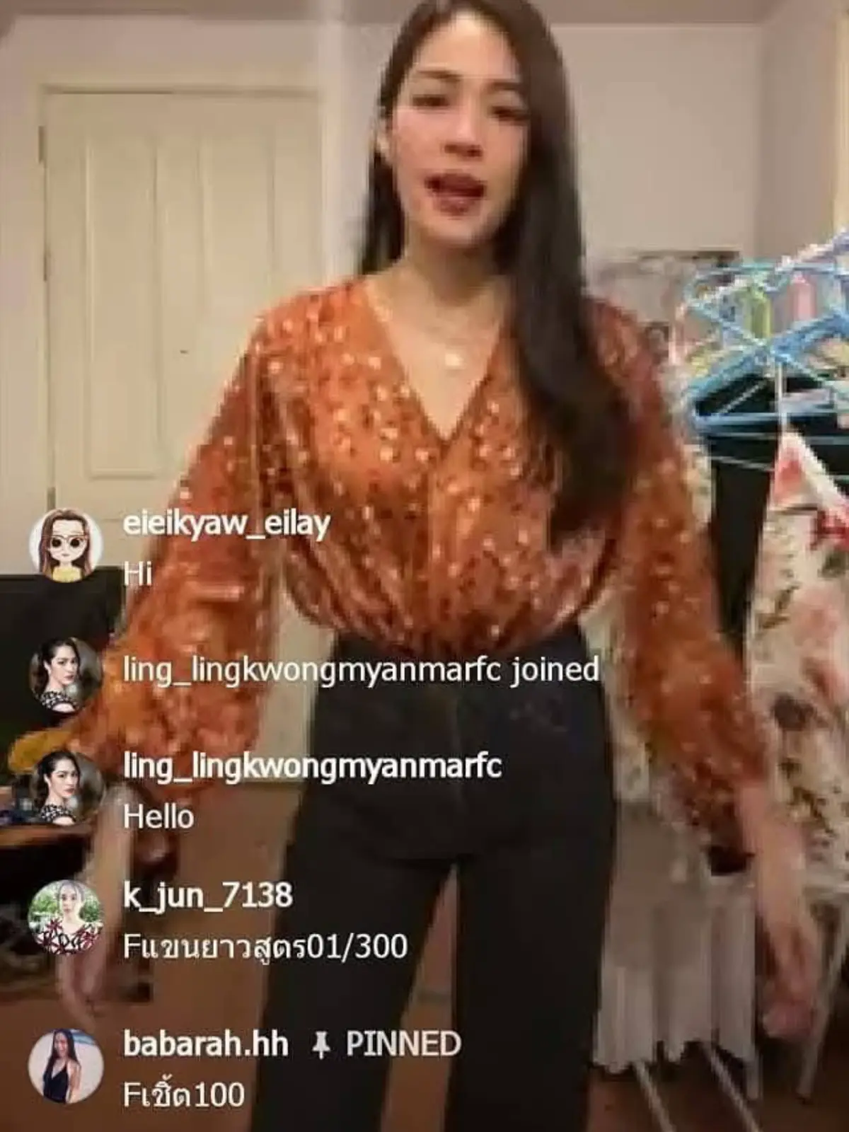 Từng bán hàng chưa đầy 200k xem, mọi công lao cố gắng đã đc đền đáp xứng đáng 🫣🫣🥲🥲🥹🥹#linglingkwong #idol #trending #ypfッ #tiktok_viral ##videoviralitiktok #💜 #🤍 #ใจซ่อนรักตอนจบ #ไข่เจียวของออมเล็ต #หลิงออม #