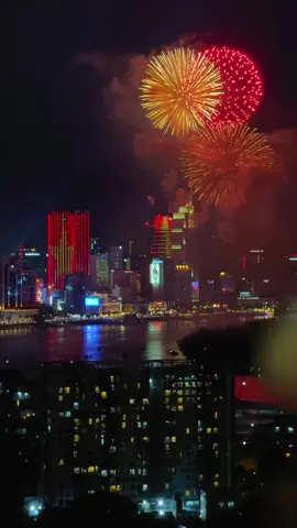 Mình để video ở đây cho mọi người ai cần thì tải nha🇻🇳#fyp #xuhuong #vietnam #30thang4 #phaohoa #saigon #hoabinh 