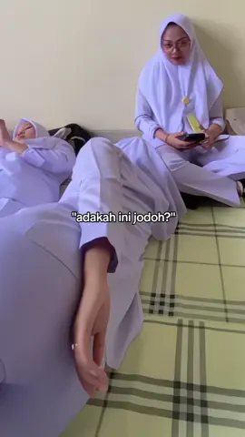 panas betul hari ni 🌸 #fypmalaysia #nursecantik #awekmalaysia #awektudung #awektiktok 
