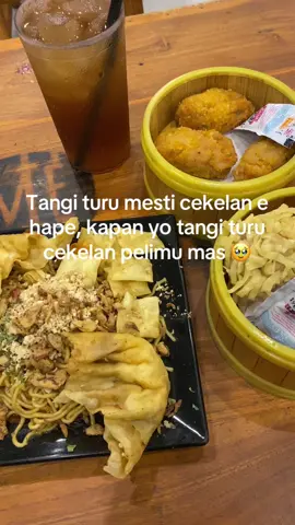 Kan pengen asline 🫠 #fyp #fypage #foryou #fyppppppppppppppppppppppp #fypdong #xzyabc #jowocidro #iclikgank #fypシ゚viral #fypp #jowostory #jowopride #xyzbcafypシ #fypシ #nongkrong #gacoan 