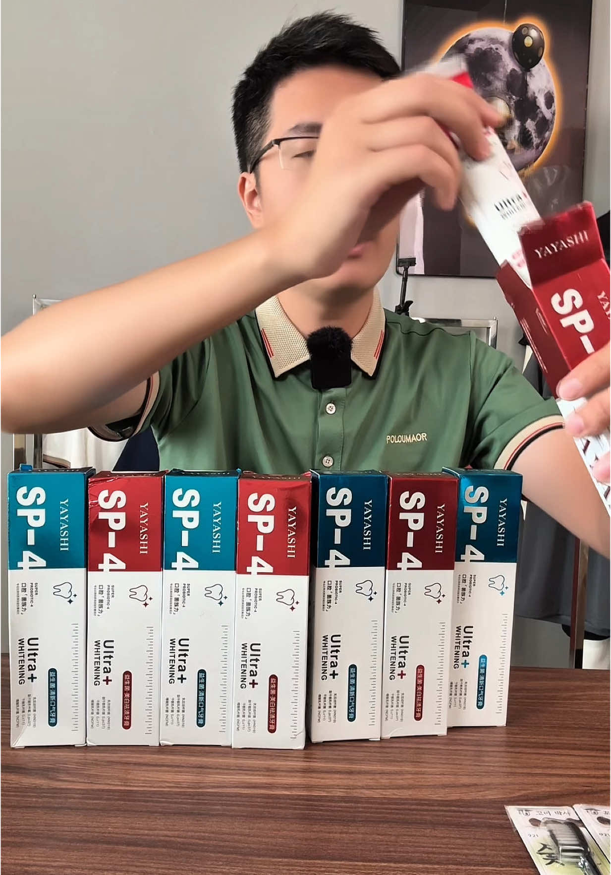 55k 1 thùng kem đánh răng Yayashi tặng kèm bàn chải bossi và mặt nạ dưỡng da..