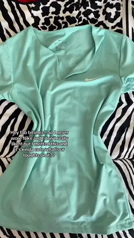 I hate Nike so like help me😭 This is from 2006 i believe x #mcbling #help #2000s #fyp 