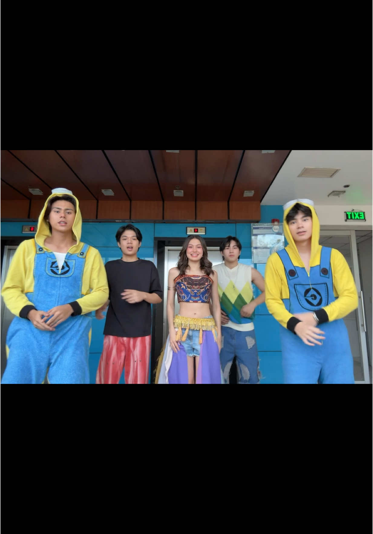 Tonight we steal the moon !! 