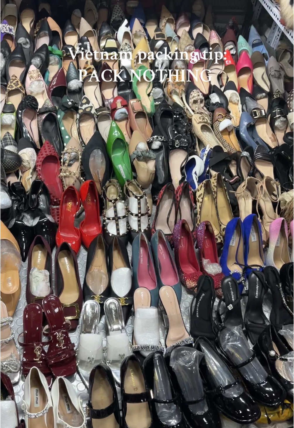 The talent and the craftsmanship of these people 🙏👏🫶                                                 Places visited: Hanoi Night Market & Hoi An Night Market. Leather purchased in Hoi An from: Hoan Leather, Lilo Leather & Meo Con Kitty Cat #vintageshopping #hanoi #hoian #thrifting #vietnamfashion #hoiannightmarket 