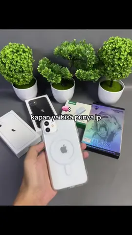 Tiap malem cuma bisa ngehayal🥹#iphone #iphone11 #apple #impian #fyp 