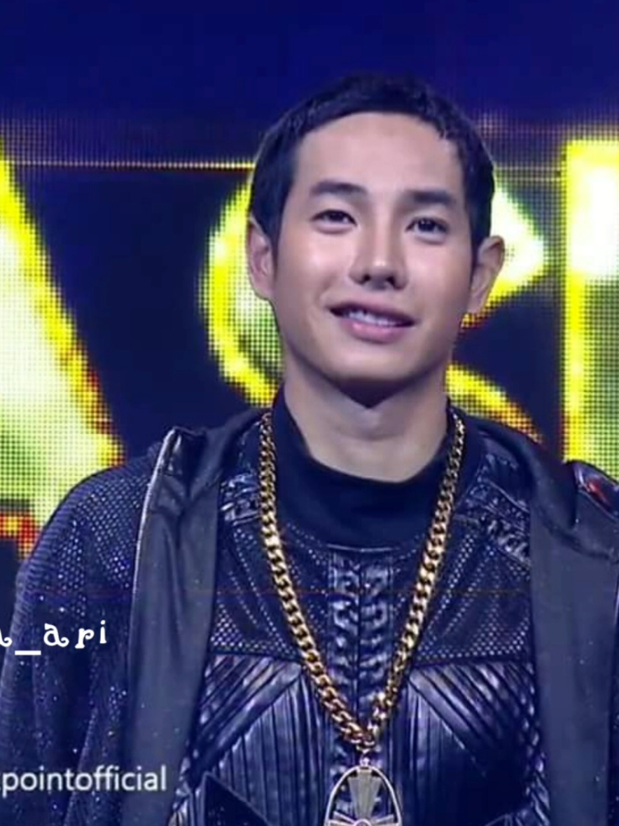 ก็โลกใบนี้มี @PeckPalit คนเดียวเท่านั้น จะให้ฉันไปรักกับใครที่ไหน เพราะไม่มีใครจะแทนที่เทอได้เลย ❤️ #เป๊กผลิตโชค #PeckPaLitChoke 