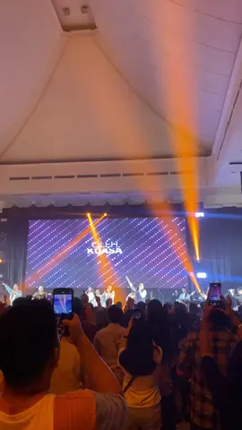 Kusorrakkan Haleluya Konser Kuasa Kasih Makassar✨ @symphonyworship  #symphonyworship #kusorakkanhaleluya #fyppppppppppppppppppppppp 