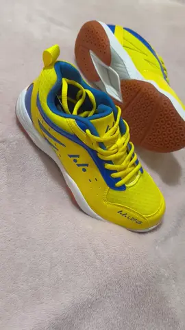 Giày cầu lông #giaythethao  #giaythethaonam # #giaycaulong  #giaynam  #giay 