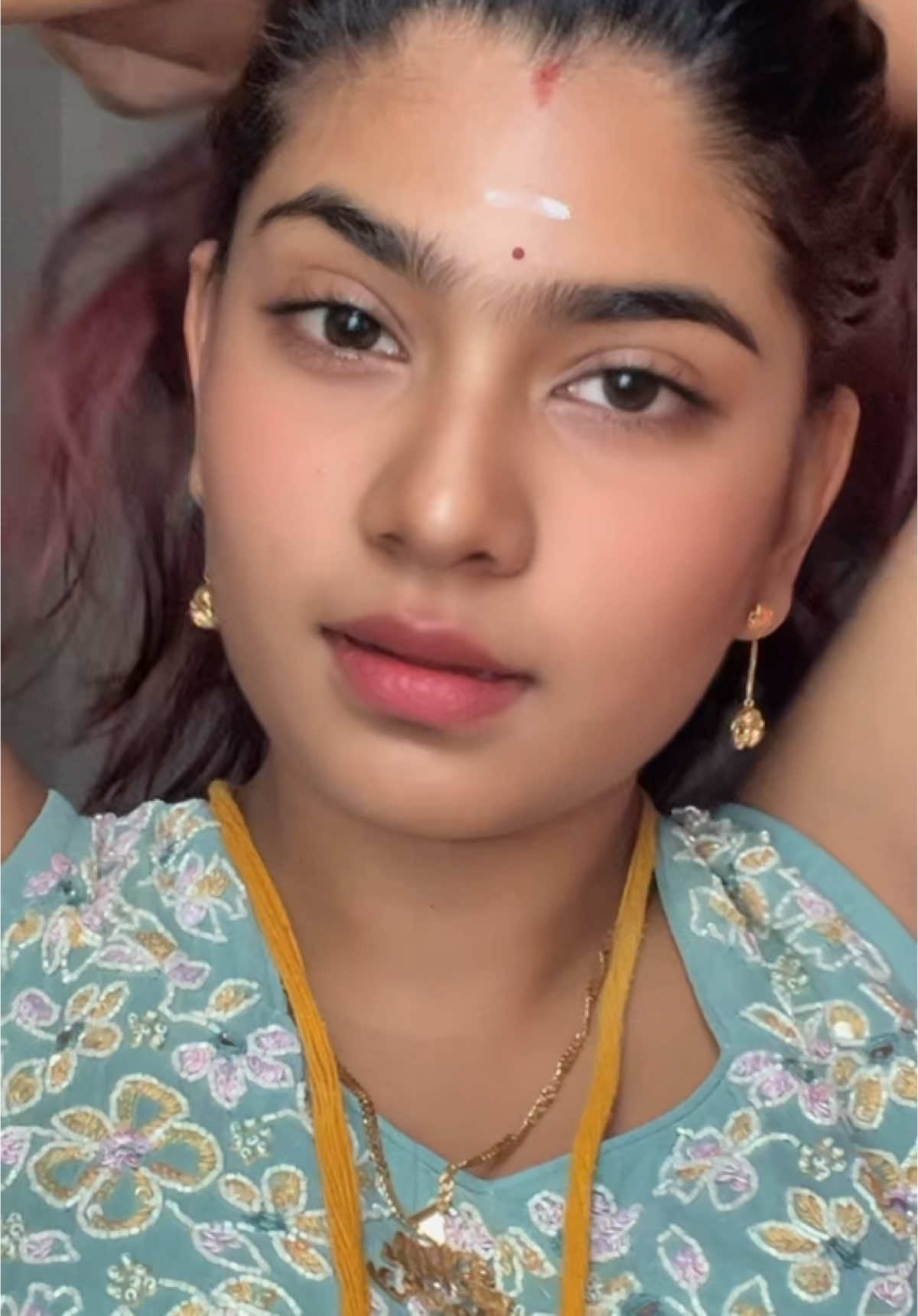 Happy Sunday ❤️🦋 #meethi 