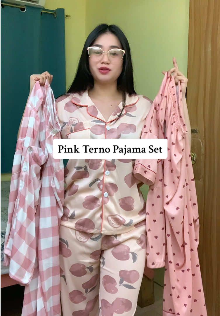#pinkpajamas #pajamaset #pajamasets #pink #fyp 