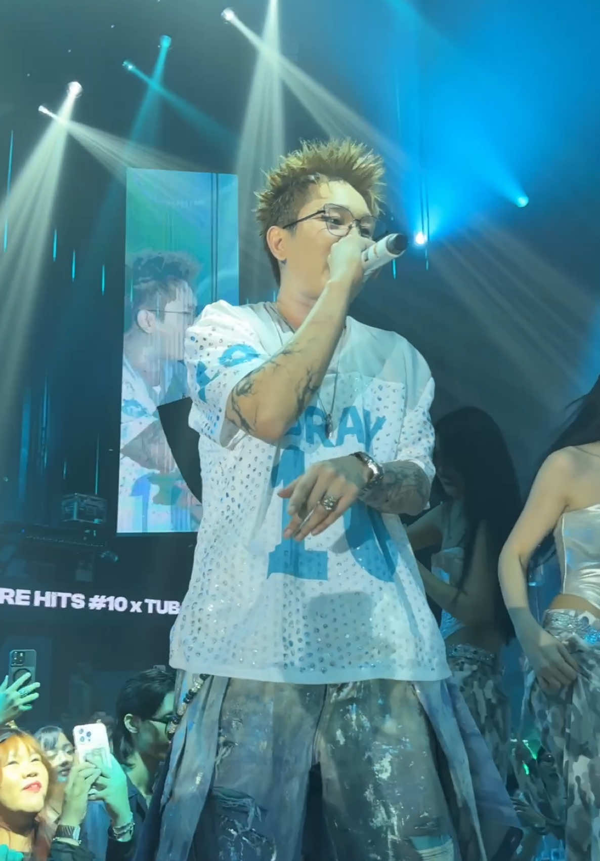 Ảnh mang em ghệ mới của ảnh lên stage 🥰🥰 #ghemoi #bray #brayniacs #xuhuongtiktok 