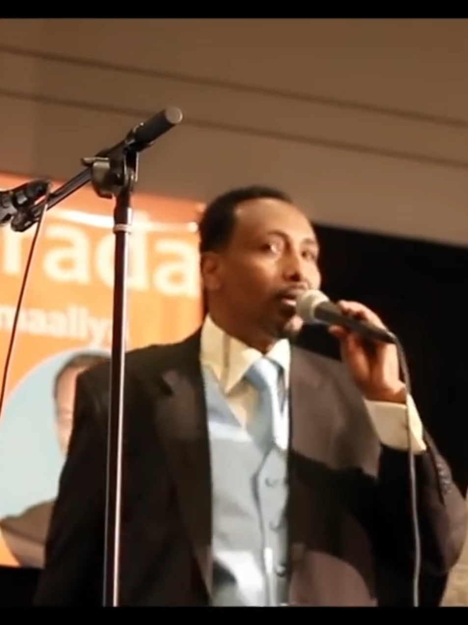 Somalaay is aamina #somalitiktok #somalisong #somalimusic 