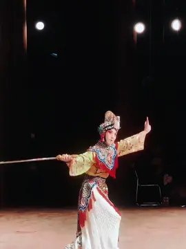 Lão sư Sử Y Hoằng-史依弘【Kinh Kịch-京剧】#京剧 #pekingopera #kinhkich #昆曲 #cônkhúc #戏曲 #hikich #hikhuc #xuhuong #douyin #nhaccophong #fyp #fypシ゚ #foryou #đammê #nghệthuật #hikichtrunghoa #kinhkichtrungquoc #khongflop #tuongtac #hoang #y #su 