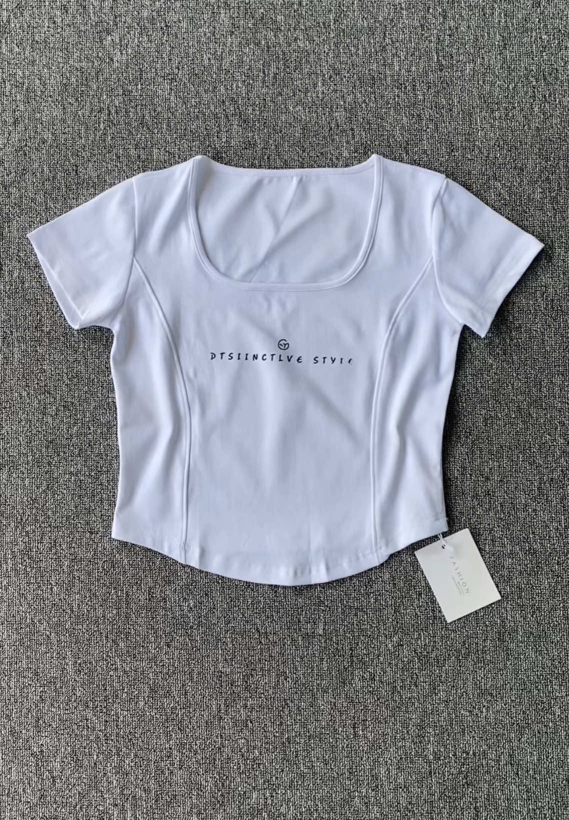 Sumpah guys ini bahannya adem poll😍🫶🏻 #tshirt #tshirts #tshirtmurah #atasan #atasanwanita #croptop #croptops #kaos #kaosmurah #kaosviral #kaosdistro #atasanmurah #fitbody #atasanfitbody #fyp #viralvideo #viraltiktok 