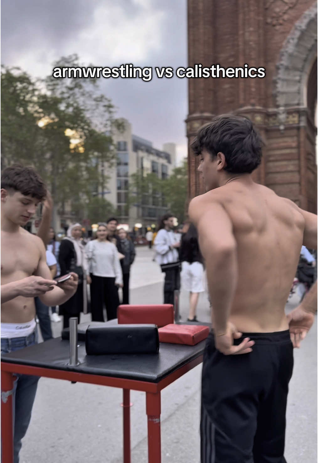 🤝🏻 #armwrestling #calisthenics 