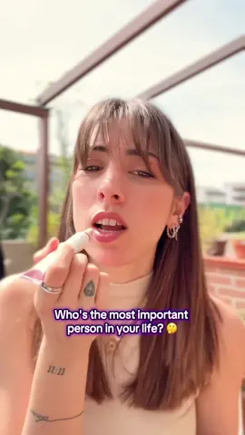 Who’s the most important person in your life? 🤔💕 #starnaming #gift #giftideas #mom 