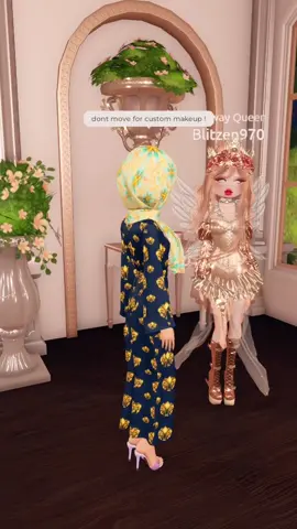 Dont move for custom makeup in dress to impress #dresstoimpress #robloxgames #dti #dticodes #fyp 