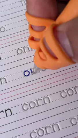 I need it for my son 😍 #fyp #tiktokshopfinds #groovedhandwritingworkbook #handwritingbooks #handwriting #writing #kidslearning #timexedu #tracingbook #copybook #preschool #firstgrade #secondgrade 