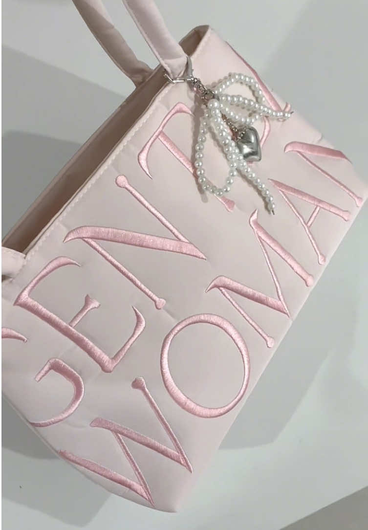 aesthetic bag  #aesthetic #fashion #whatsinmybag #totebag #ballerinabag 